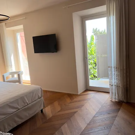 Iucunde Appartement *